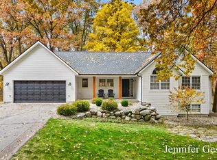 3698 Hathaway Rd, Kalamazoo, MI 49009