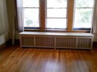 2500 N Luna Ave, Chicago, IL 60639
