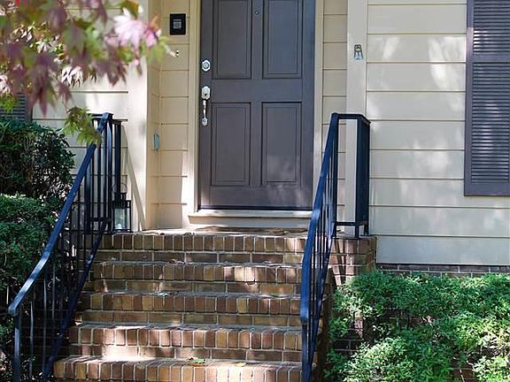 4th image of 900 Mountain Branch Dr