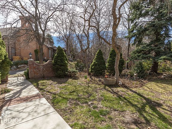 5th image of 4741 Banbury Ln