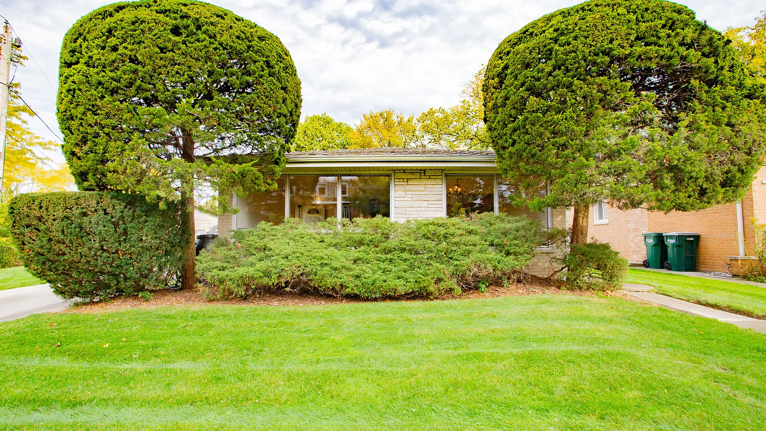 3012 Highland Ave photo 1