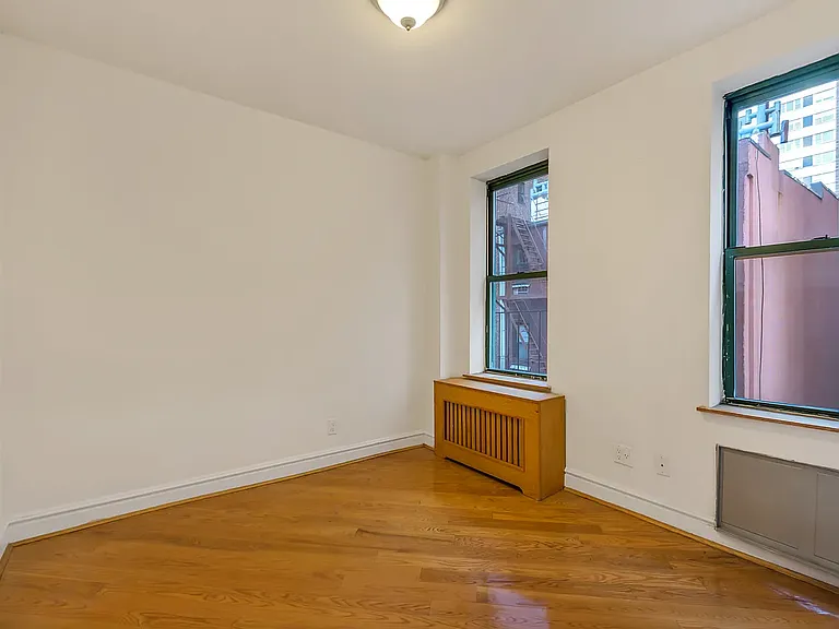 226 E 70th St #5B — Photo 6