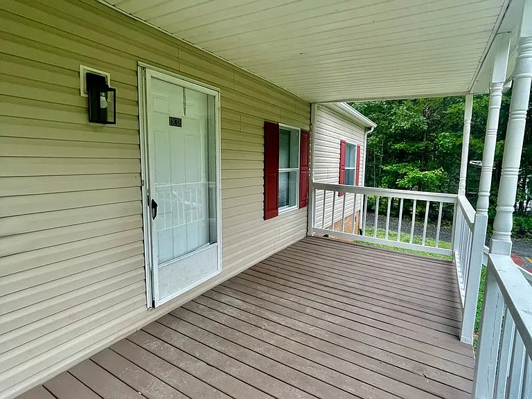 1838 Prairie Ct — Photo 3