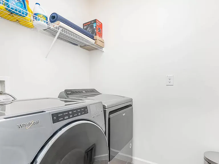 704 Acadia Ct SE — Photo 11