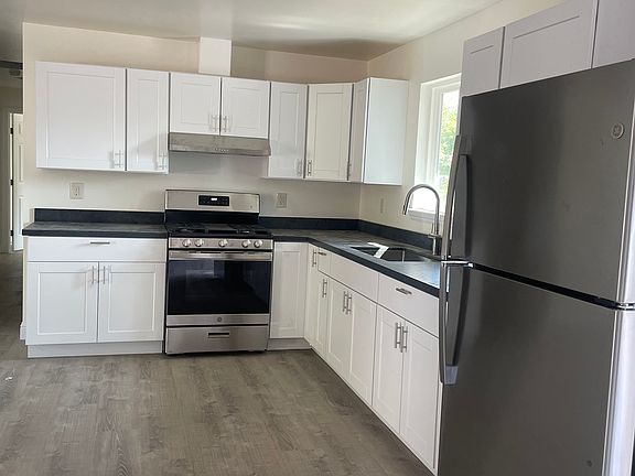 5th image of 1791 Adams St