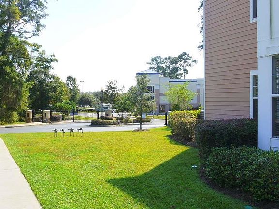 4th image of 2801 Chancellorsville Dr APT 1011