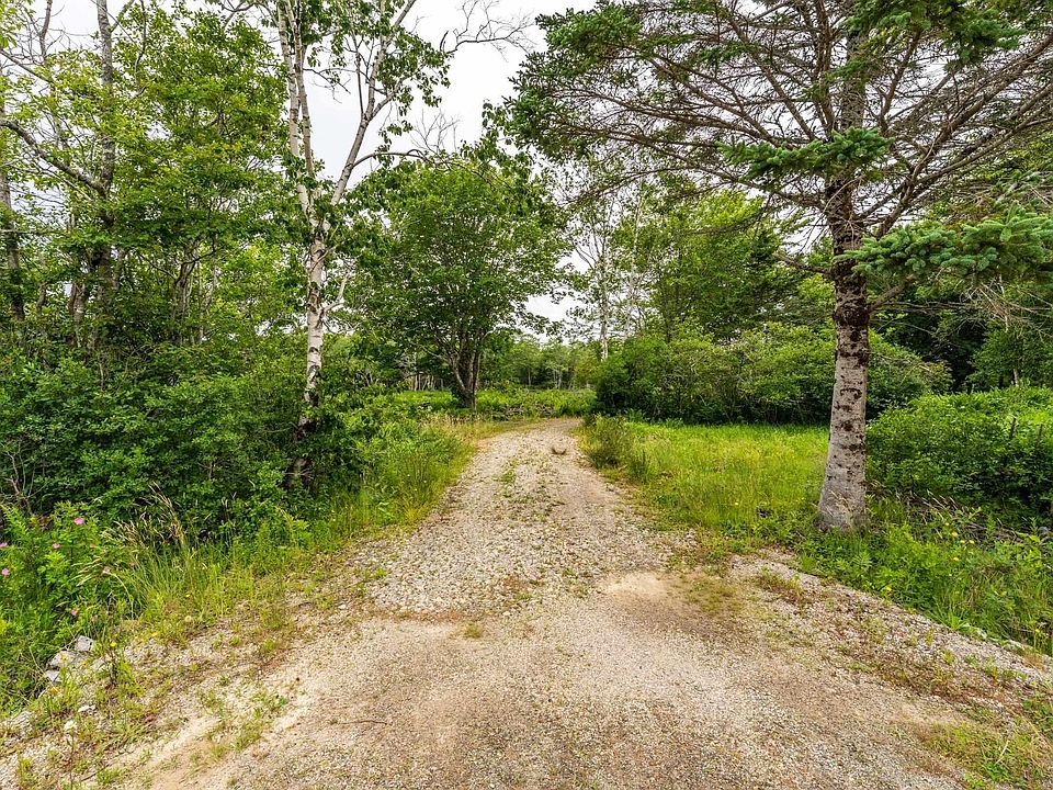 1st image of Small Gains Rd