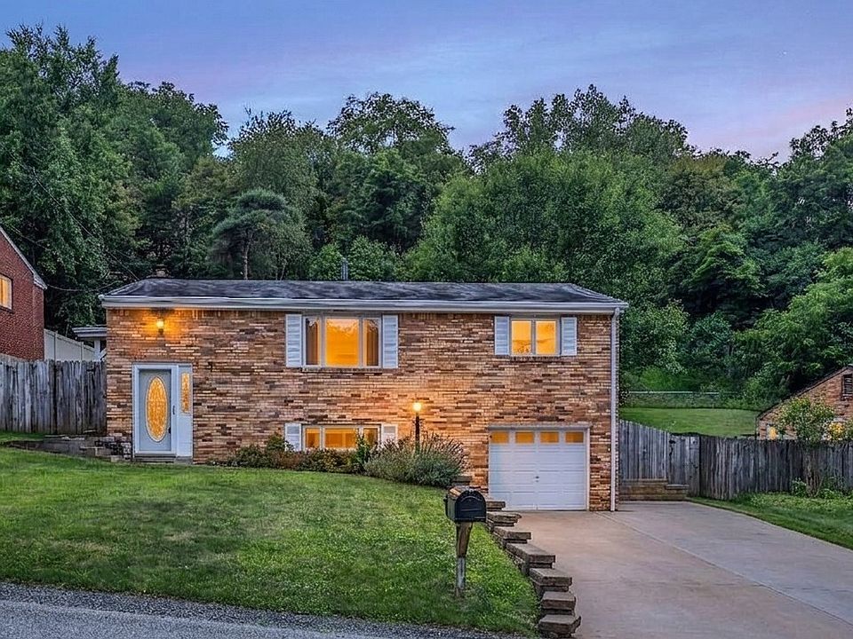 1st image of 210 Springwood Dr