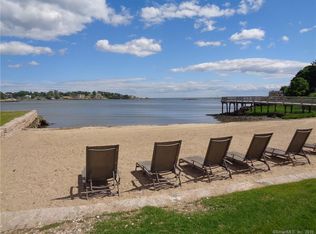 20 Harbour Vlg #C, Branford, CT 06405