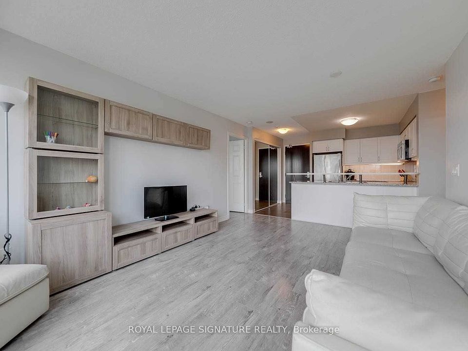 1st image of 25 Lower Simcoe St #1609