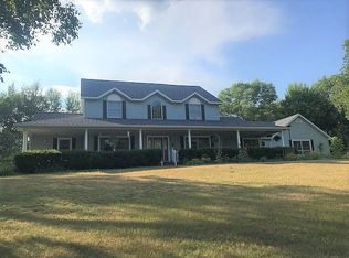 1125 E Elm Rd, Farwell, MI 48622