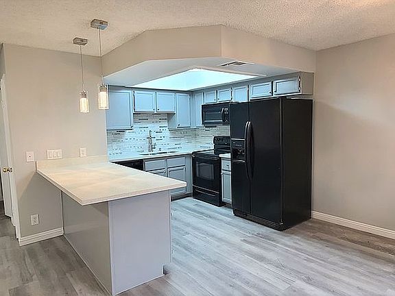 3rd image of 1320 Pinto Rock Ln Unit 202