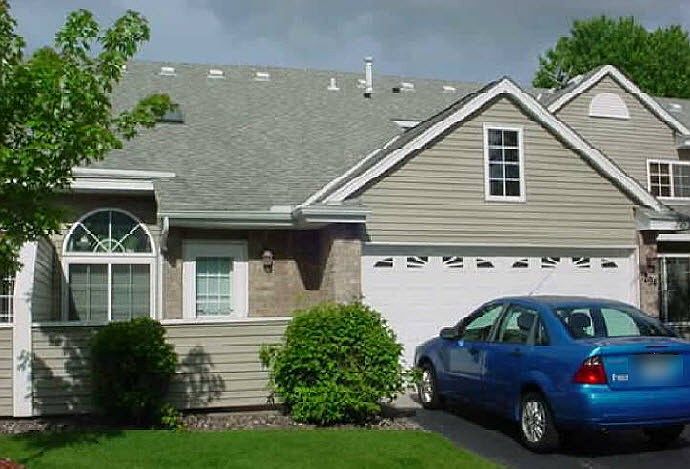 1st image of 1294 99th Ct NE