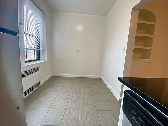 4th image of 172-90 Highland Ave #B6