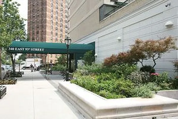 Sold by Douglas Elliman | media 33