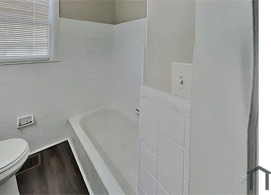 1284 Westmont Rd SW — Photo 13