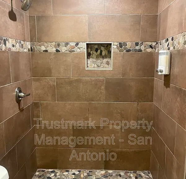 8335 Bent Meadow Dr — Photo 33