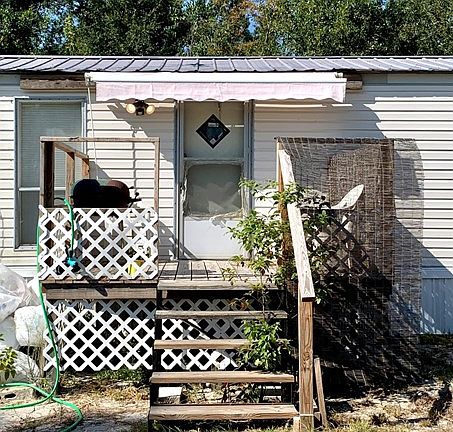 5th image of 7832 Parkside Cir