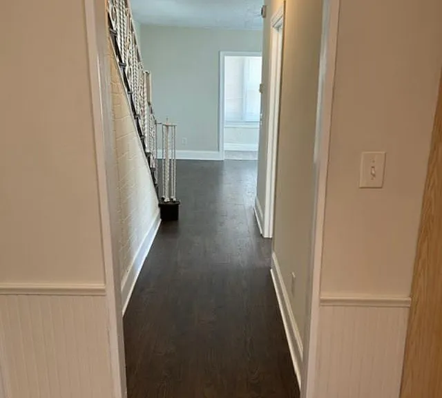 820 Greenhill Rd — Photo 9