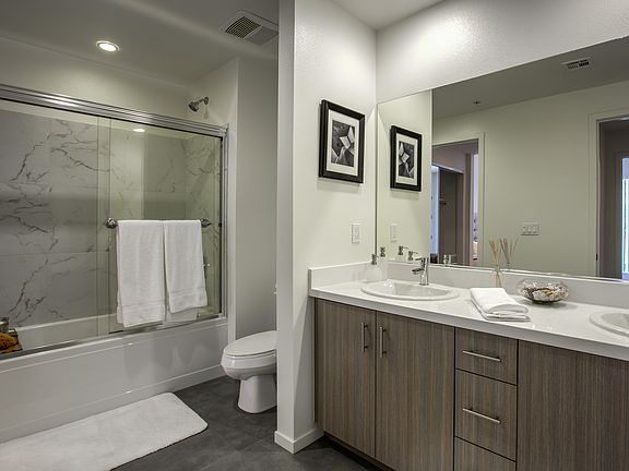 Large Bathrooms with Modern Fixtures