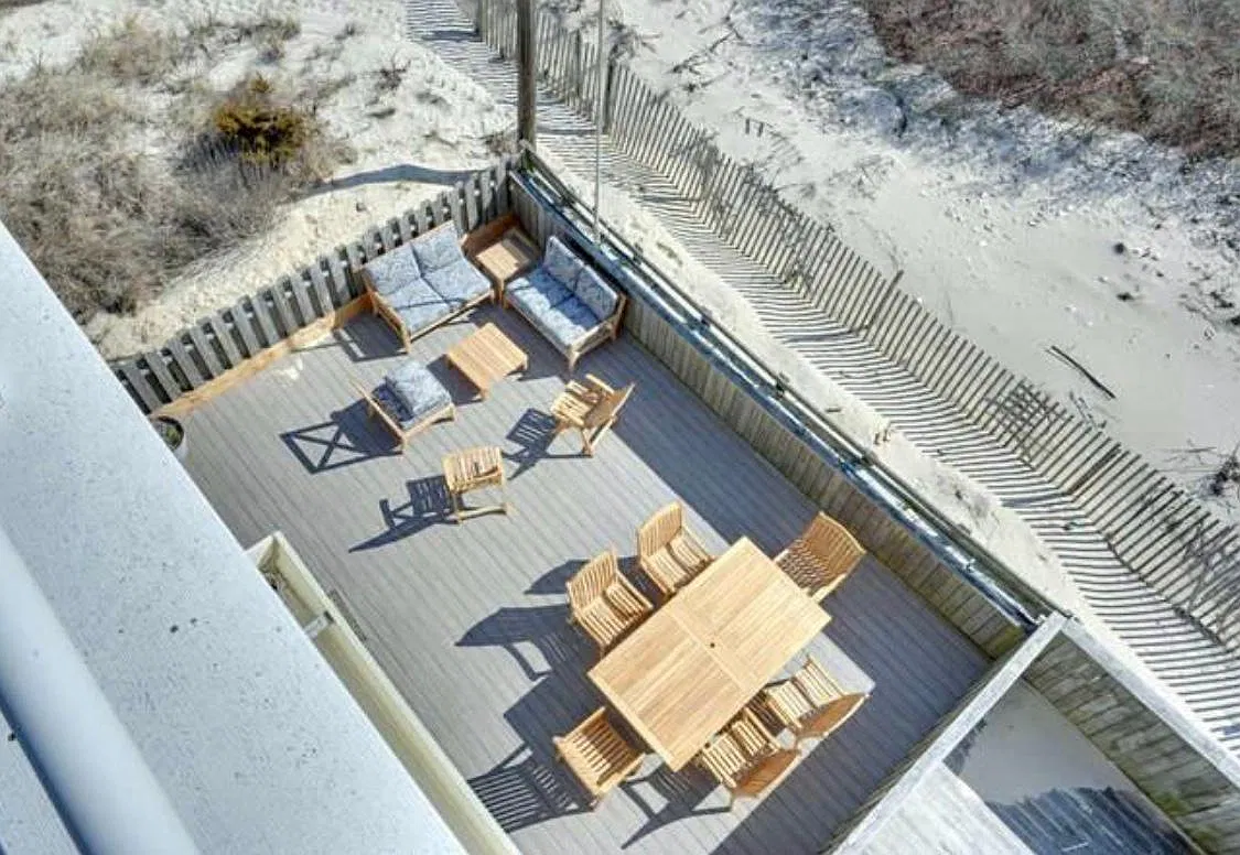 16 Island Dunes Dr — Photo 3