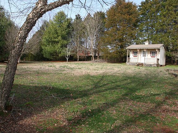 5th image of 107 Samantha Ct