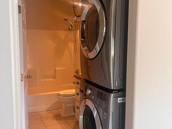 5th image of 73-977 Ahulani St #1