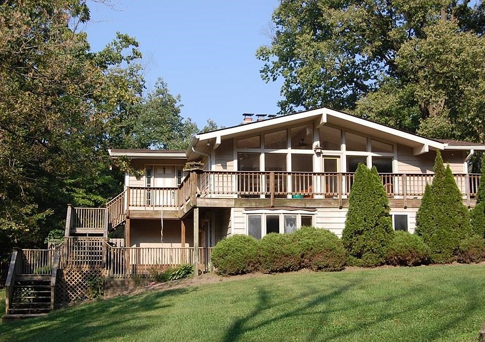 1st image of 7755 Fall Creek Dr