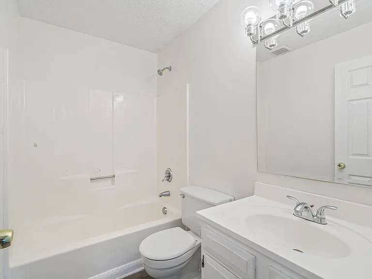 4801 Cannon Ridge Dr #B — Photo 6