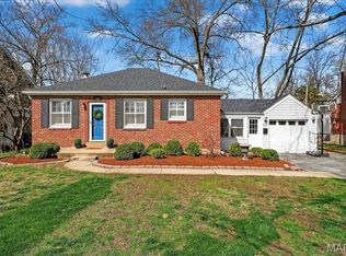 339 Bogey Ln, Saint Louis, MO 63122