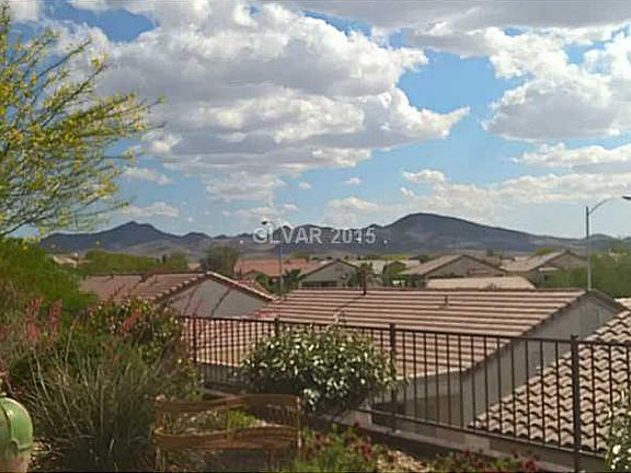 3rd image of 2035 Wildwood Lake St