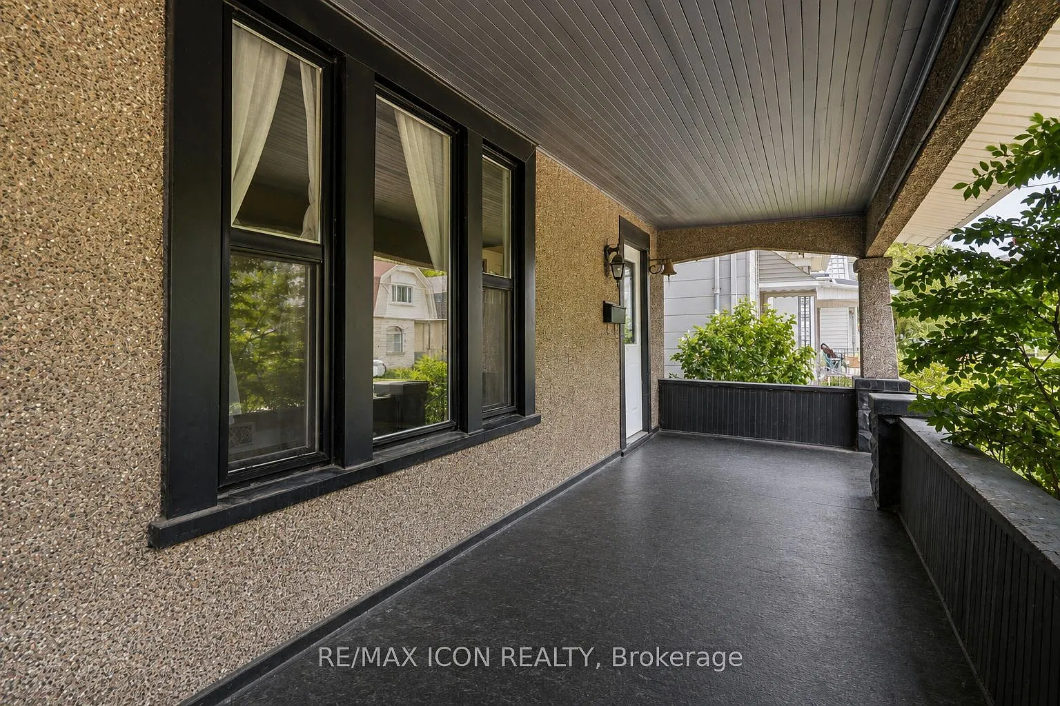 5 bed, $2,450 — Photo 3