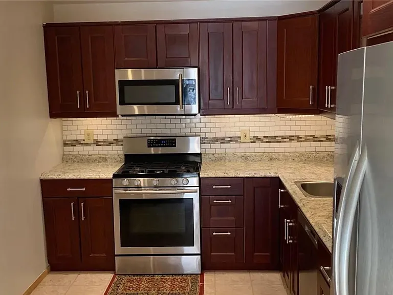 203 Darwin Ln — Photo 10