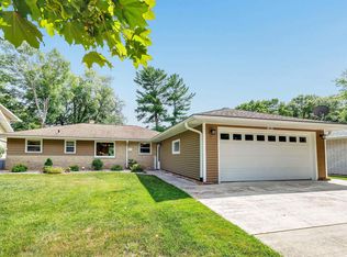550 River Hts, Shawano, WI 54166