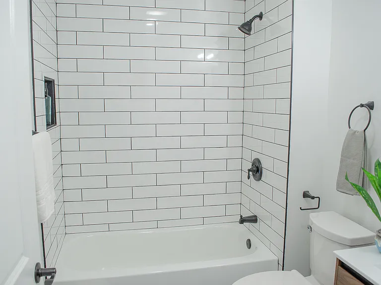 Woodland Country Apartments — Photo 14