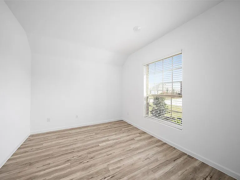 3820 Moss Hill Rd — Photo 16