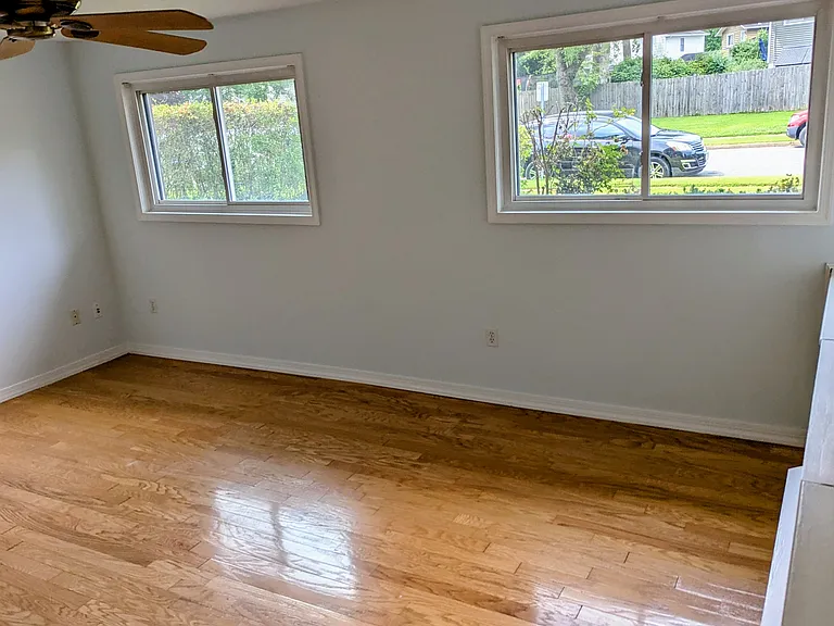 4507 Weyburn Dr — Photo 18