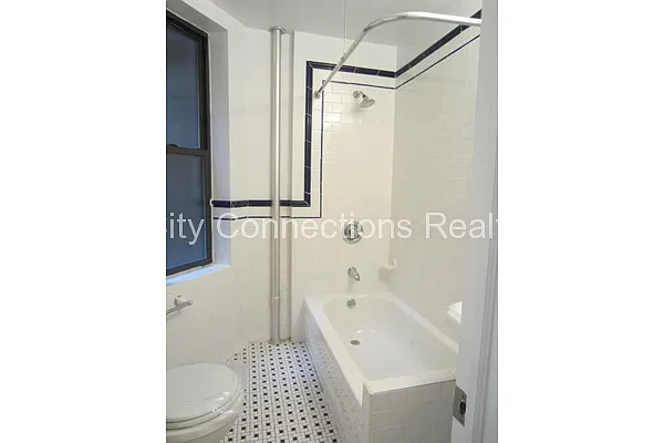 Rented by City Connections Realty | media 32