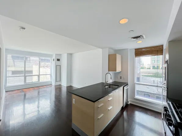 350 West 42nd Street image 2 of 17