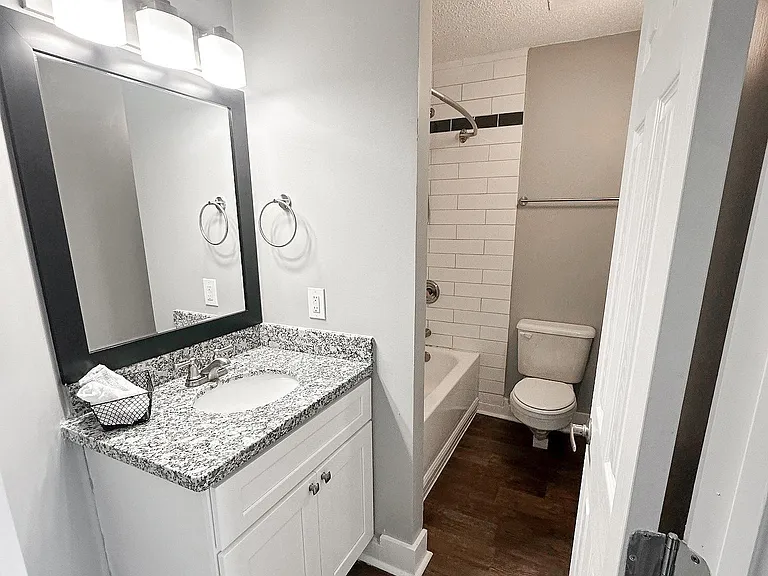 Clear Lake Place — Photo 52