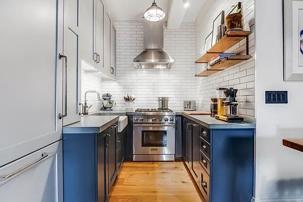 1st image of 720 Greenwich St APT 7E
