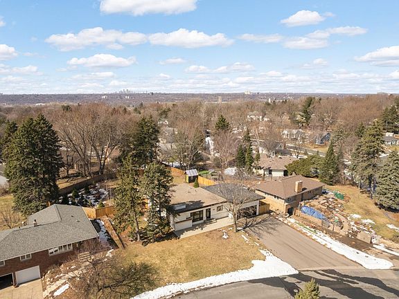 3rd image of 1057 Esther Ln
