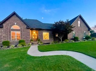 3215 Saddlebrook Dr, Searcy, AR 72143