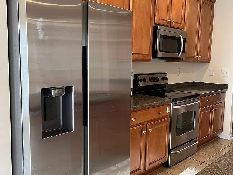 2130 Blue Iris Dr — Photo 6