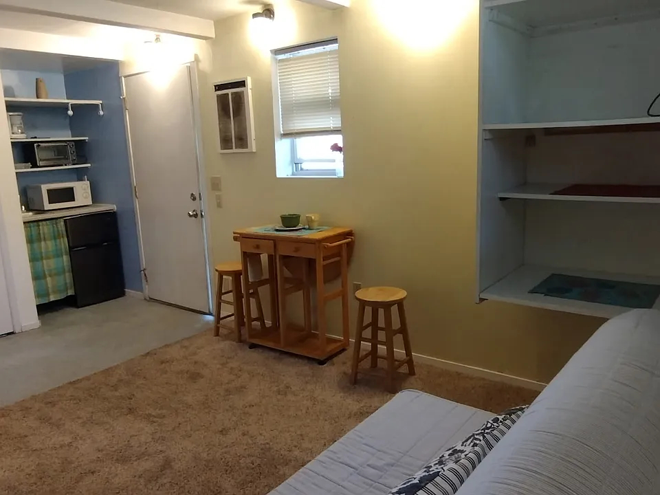 128 Venetian Rd