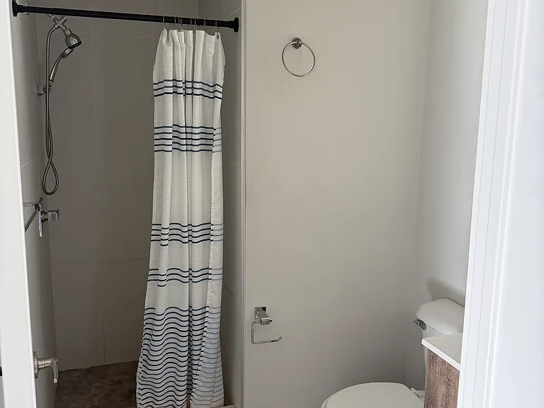 4217 Chestnut St #301 — Photo 8