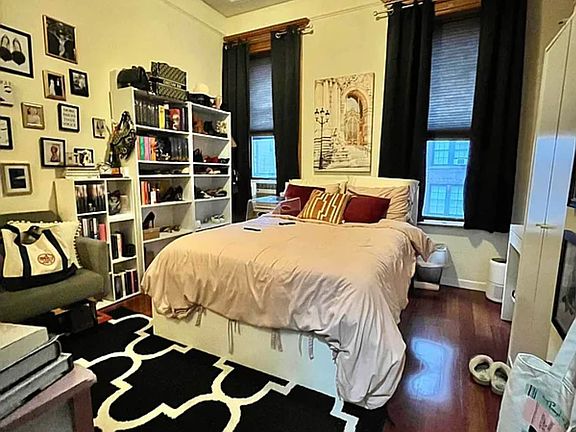 5th image of 69 W 71st St APT 3L