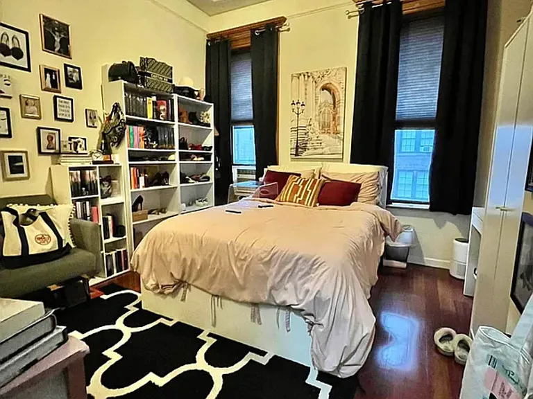 69 W 71st St #3L — Photo 5