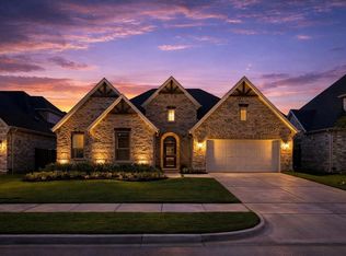716 Colt Dr, Aubrey, TX 76227