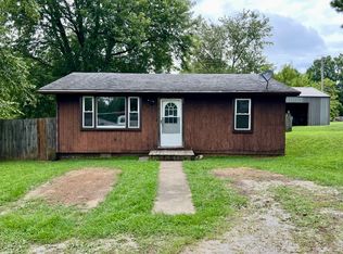 303 High St, Hardinsburg, KY 40143